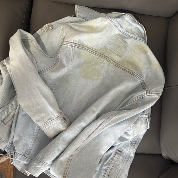 Levi's Light Blue Denim Jacket - Picture 2 of 2